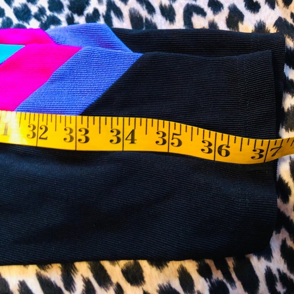 Exercise Leggings, Bright Colors on the Legs - Picture 6 of 16